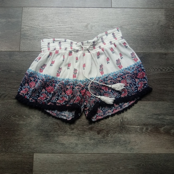 No Boundaries Pants - NO BOUNDARIES XS Women's Floral Shorts